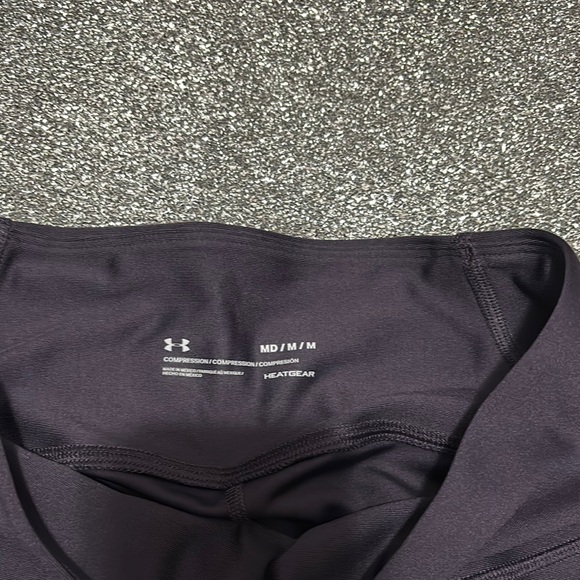 Under Armour Purple Performance Leggings High-Waisted - Picture 3 of 3